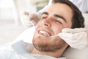 Dentures That You Can Wear All the Time check